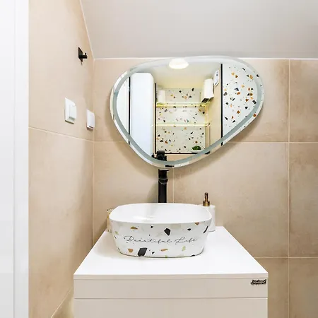 Urban Gem By Flat Mаnаger Apartament *