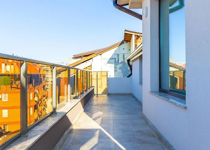 Urban Gem By Flat Mаnаger 公寓 *